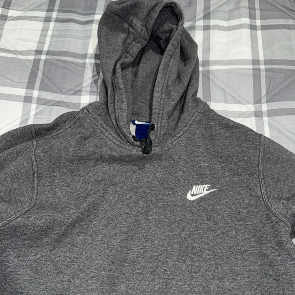 Nike Gray Sweatshirt Classic Pullover Hoodie Size S​ - Picture 4 of 5